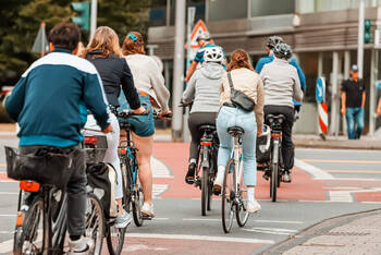 Fahrradfahrer auf der Straße