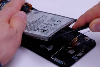 Samsung Galaxy A50 neuen Akku einsetzen