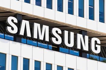 Samsung Logo an Gebäude