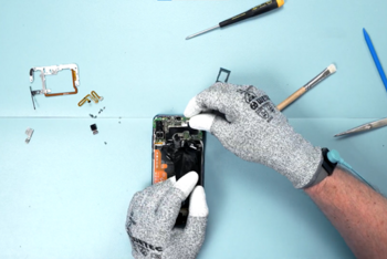 Platine wird erneut eingesetzt