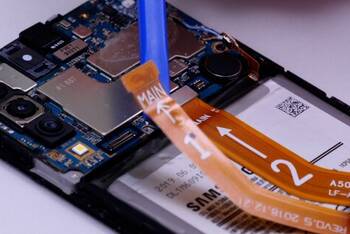 Akkutausch beim Galaxy A50