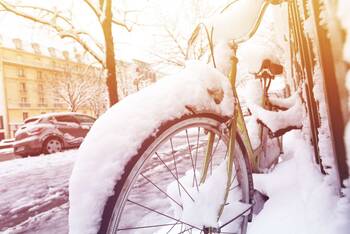 Fahrrad im Winter.