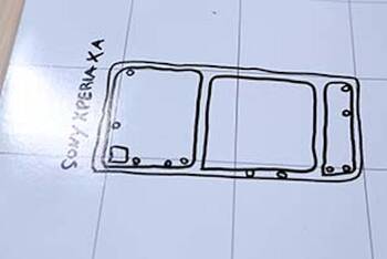 Sony Xperia XA Skizze auf Magnetmatte