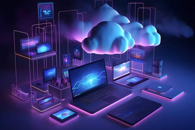 PC mit lila Komponenten