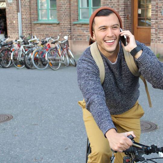 Telefonieren auf dem Fahrrad